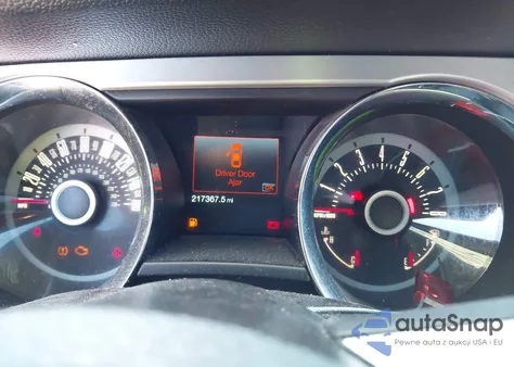 2013 Ford Mustang V6 Premium z USA, uszkodzony, nr VIN 1ZVBP8AM4D5213530